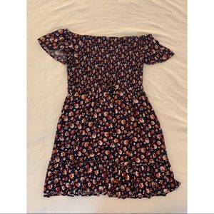 Short and flowy off-the-shoulder dress